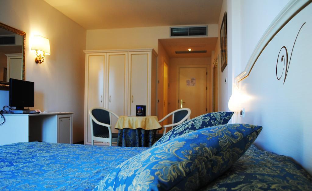 Hotel Vedute フチェッキオ エクステリア 写真